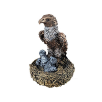 Садовая фигура - орел с орлятами в гнезде бронза